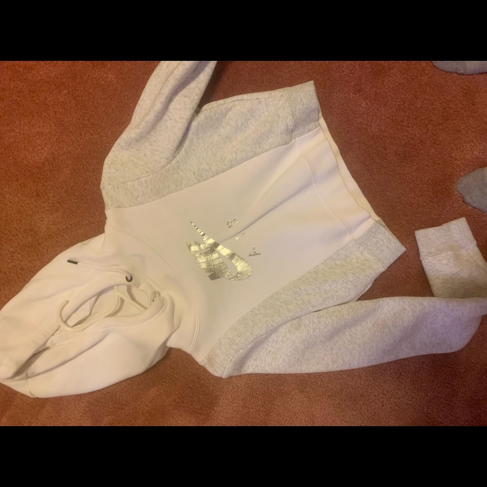 NIKE CROPPED HOODIE